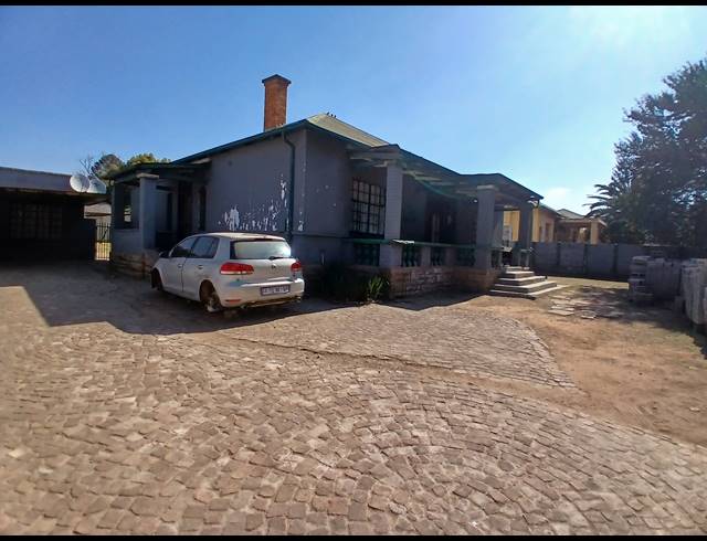 11 BEDROOM HOUSE FOR SALE IN DELVILLE